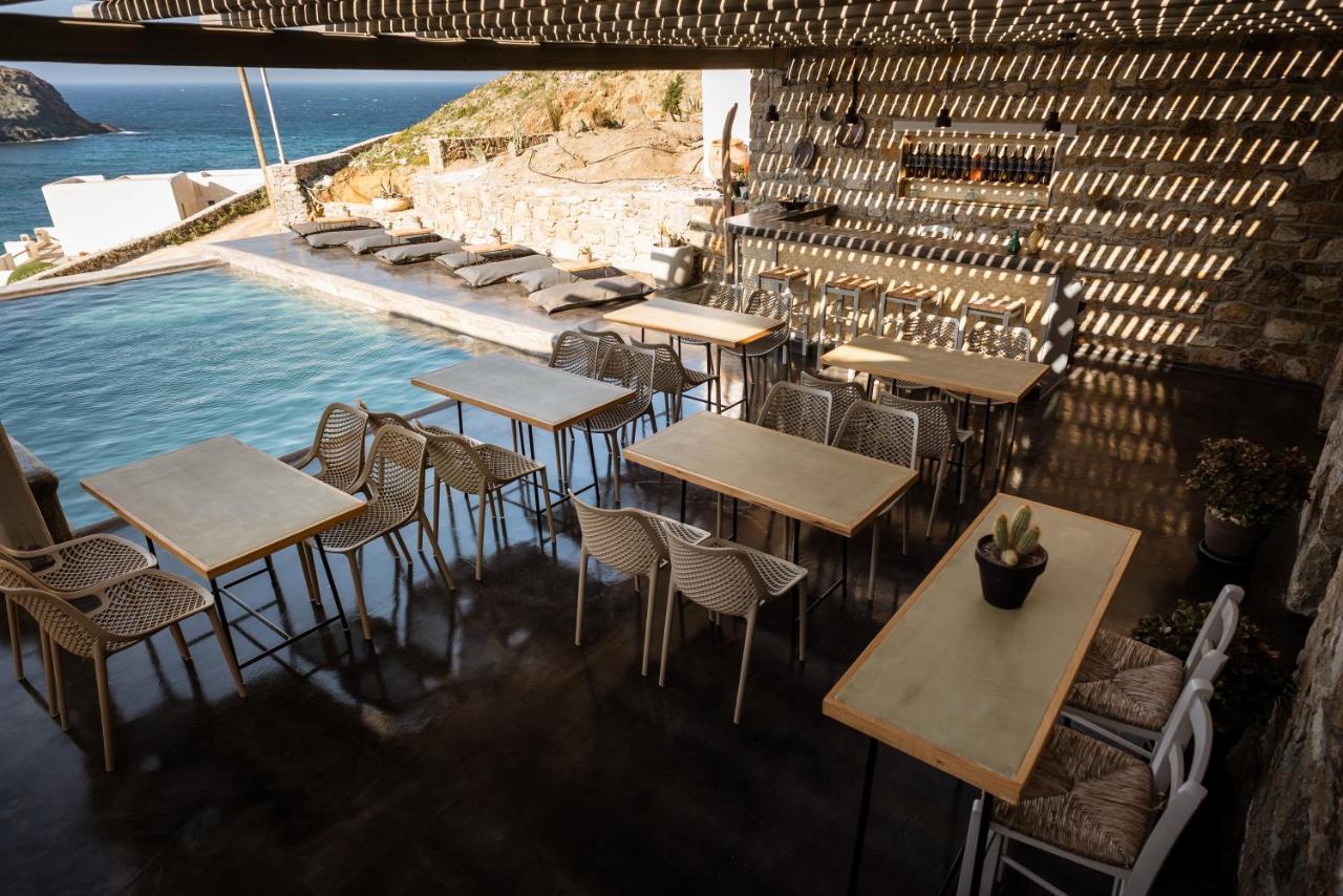Sea Rock & Sky Private Residence Merchia Beach Exterior photo