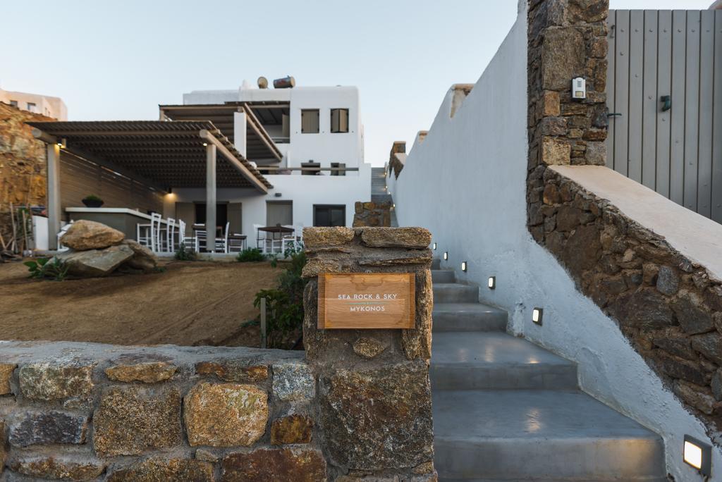 Sea Rock & Sky Private Residence Merchia Beach Exterior photo